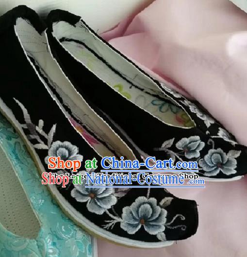 Chinese Traditional Hanfu Shoes Embroidered Shoes Handmade Black Shoes for Women