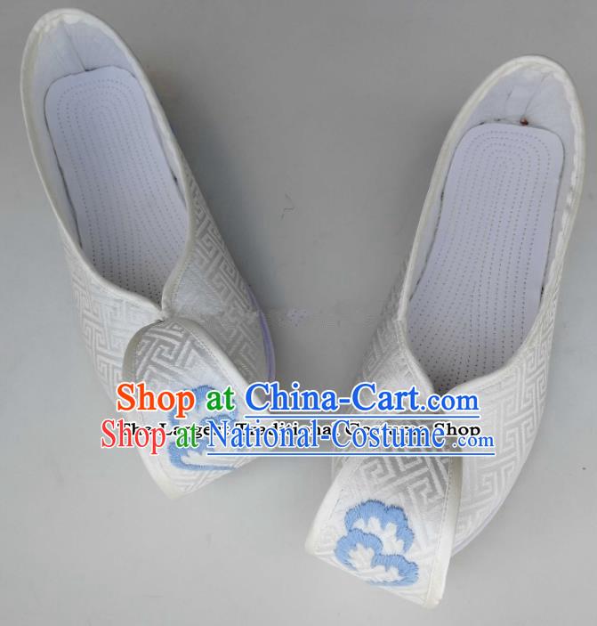 Chinese Traditional Hanfu Shoes Embroidered Shoes Handmade White Satin Shoes for Women