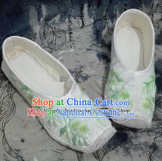 Chinese Traditional Hanfu Shoes Ancient Princess White Embroidered Shoes Handmade Shoes for Women