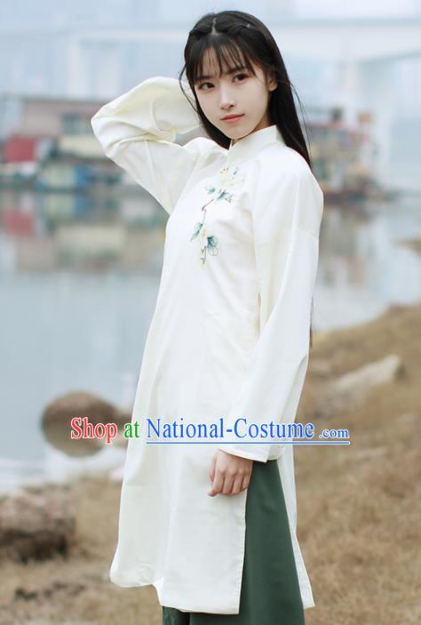 Traditional Chinese National Costume Embroidered Shirts Hanfu Cheongsam Blouse for Women