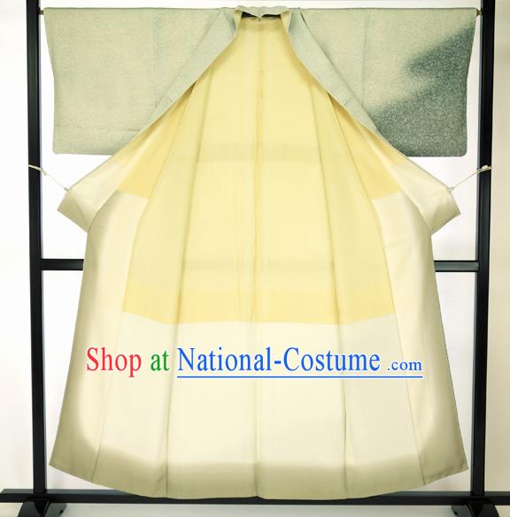 Japanese Traditional Formal Costume Light Green Haori Hakama Kimono Apparel Yukata Costume for Men