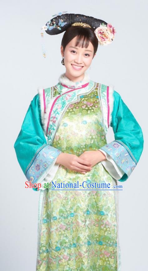 Chinese Ancient Qing Dynasty Manchu Zhenhuan Court Maid Embroidered Historical Costume for Women