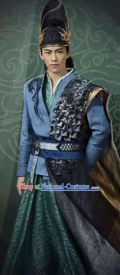 Traditional Chinese Ancient Ming Dynasty Zhengtong Emperor Zhu Qizhen Costume for Men