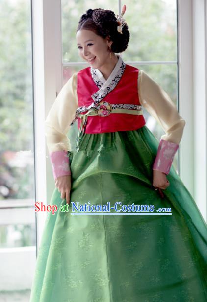 Korean Traditional Bride Hanbok Rosy Blouse and Green Embroidered Dress Ancient Formal Occasions Fashion Apparel Costumes for Women