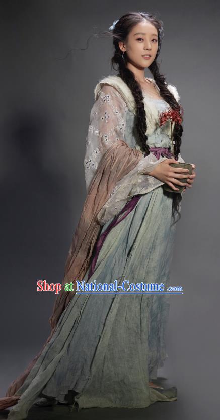 Chinese Ancient Swordswoman Dress Ancient Fairy Replica Costume for Women