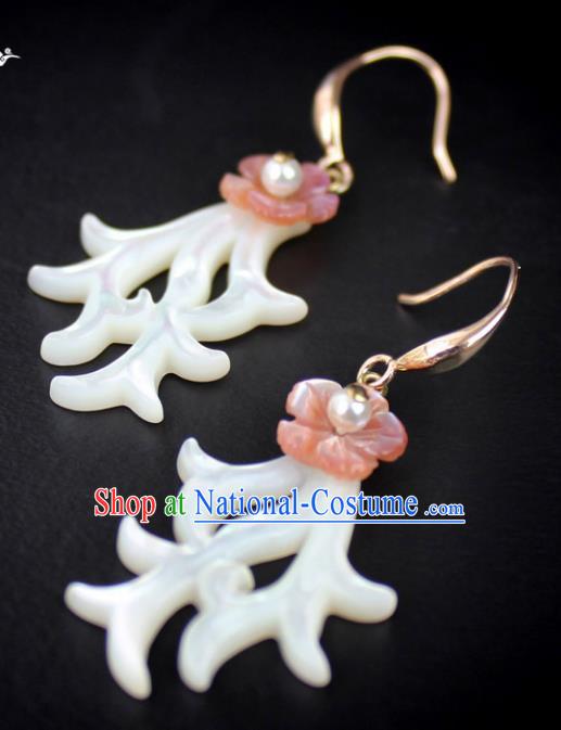 Chinese Ancient Handmade Accessories Shell Earrings Eardrop for Women