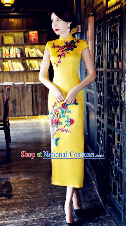 Traditional Top Grade Chinese Elegant Printing Yellow Cheongsam China Tang Suit Qipao Dress for Women