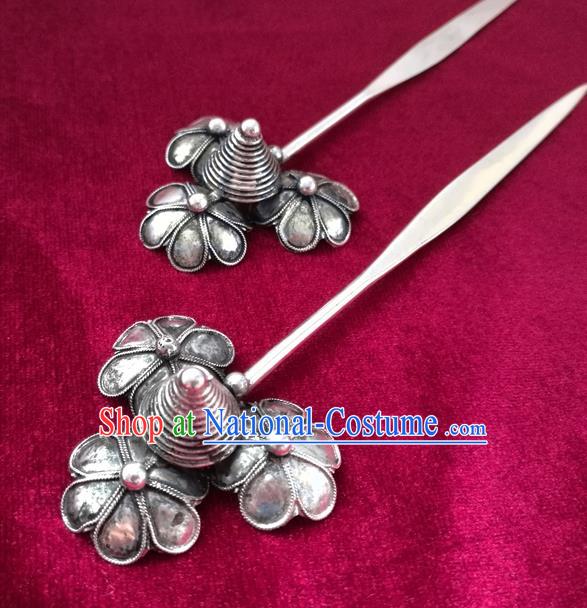 Chinese Traditional Miao Nationality Hair Accessories Hanfu Sliver Flowers Hairpins for Women