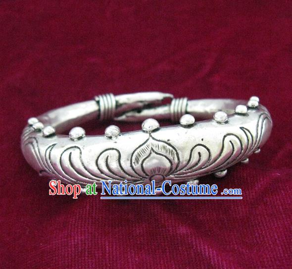 Handmade Chinese Miao Nationality Carving Lotus Bracelet Traditional Hmong Sliver Bangle for Women