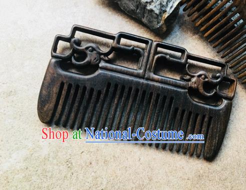 Chinese Traditional Hair Accessories Carving Eaglewood Hair Comb for Women