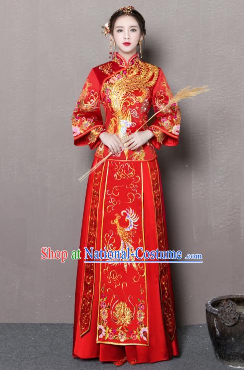 Chinese Traditional Xiuhe Suit Embroidered Phoenix Longfeng Flown Ancient Wedding Dress for Women