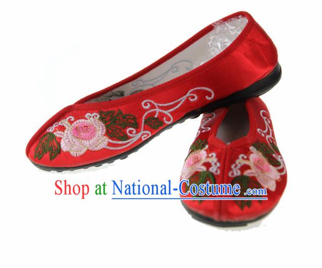 Asian Chinese Ancient Red Blood Stained Shoes Traditional Embroidered Shoes for Women