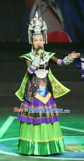 Chinese Traditional Miao Nationality Dance Costumes and Headpiece for Women