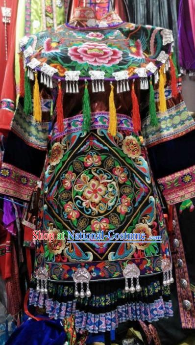 Traditional Chinese Dong Minority Costumes Embroidered Dress for Women