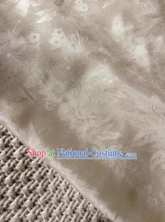 Asian Chinese Traditional Cheongsam Silk Fabric Royal Pattern White Brocade Cloth Silk Fabric