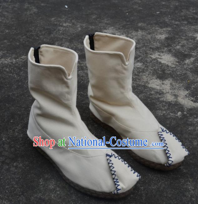 Chinese Traditional White Boots Ancient Swordsman Shoes Embroidered Shoes for Men