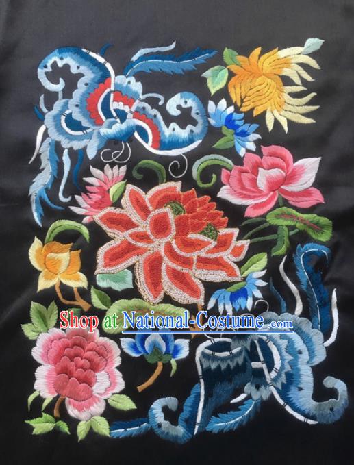 Chinese Traditional Handmade Embroidery Craft Embroidered Lotus Butterfly Silk Patches