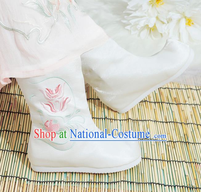 Chinese National Embroidered Flower White Boots Hanfu Shoes Traditional Princess Shoes Ancient Shoes for Women