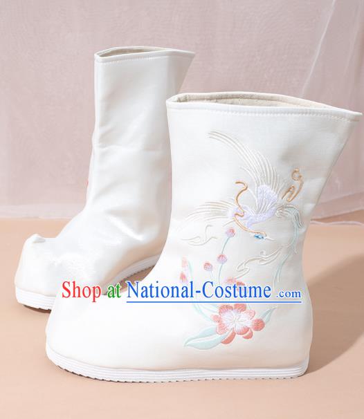 Chinese National White Boots Hanfu Shoes Traditional Princess Shoes Embroidered Crane Shoes for Women