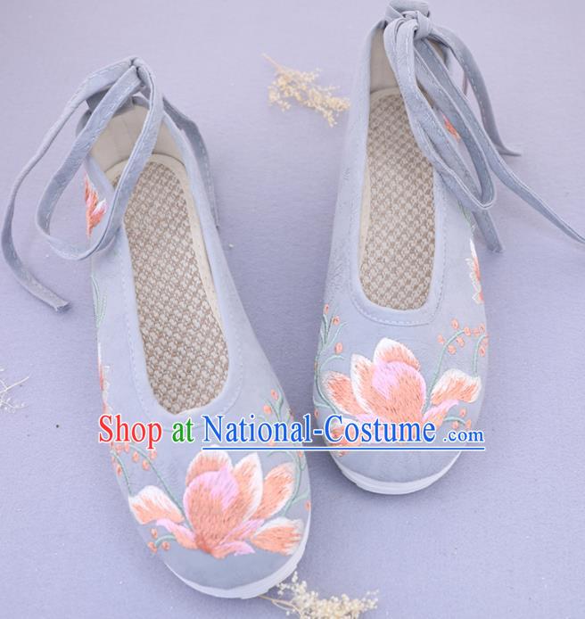 Traditional Chinese Ancient Princess Embroidered Magnolia Blue Shoes Cloth Shoes Handmade Hanfu Shoes for Women