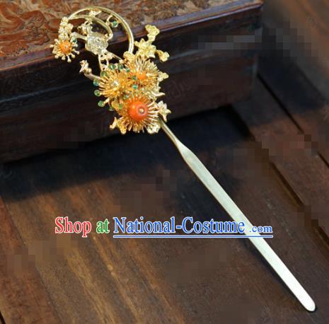 Traditional Chinese Ancient Bride Golden Chrysanthemum Hair Clip Hanfu Court Queen Hairpins Handmade Hair Accessories for Women