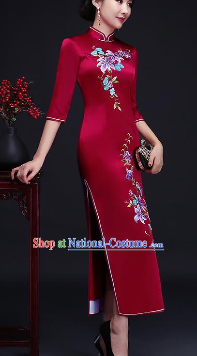 Traditional Chinese Embroidered Red Silk Cheongsam Mother Tang Suit Qipao Dress for Women