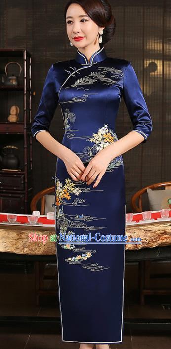 Traditional Chinese Embroidered Royalblue Silk Cheongsam Mother Tang Suit Qipao Dress for Women