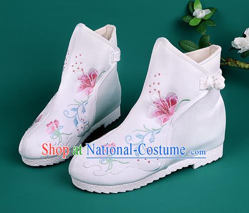 Handmade Chinese White Cloth Boots Traditional Embroidered Boots Hanfu Shoes for Women