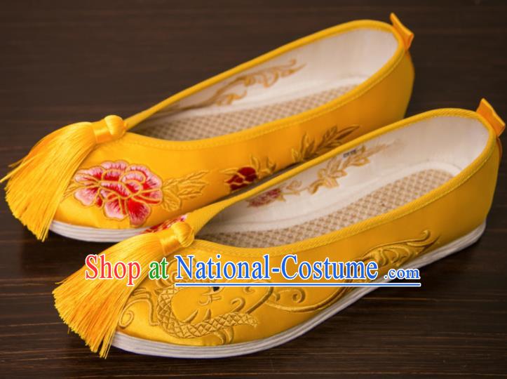 Traditional Chinese Handmade Satin Shoes Hanfu Tassel Shoes Embroidered Peony Dragon Shoes for Women