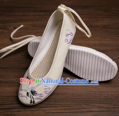 Traditional Chinese Handmade Hanfu Shoes Embroidered Crane Yellow Shoes Cloth Shoes for Women