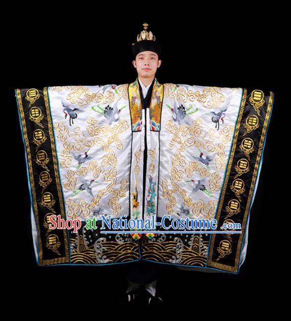 Chinese National Taoist Priest Embroidered Cranes White Cassock Traditional Taoism Costume for Men