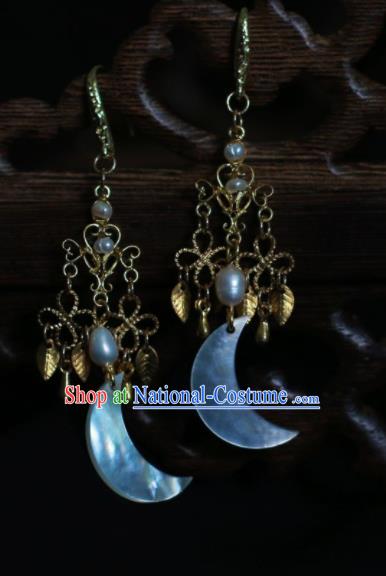 Traditional Chinese Hanfu Accessories Ancient Princess Shell Moon Earrings for Women