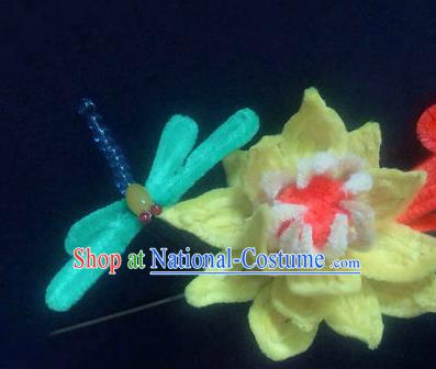 Traditional Chinese Qing Dynasty Velvet Dragonfly Lotus Hairpins Handmade Ancient Manchu Lady Hair Accessories for Women