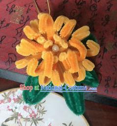 Traditional Chinese Qing Dynasty Yellow Velvet Chrysanthemum Hairpins Handmade Ancient Palace Hair Accessories for Women