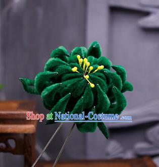 Traditional Chinese Handmade Qing Dynasty Deep Green Velvet Chrysanthemum Hairpins Ancient Imperial Consort Hair Accessories for Women