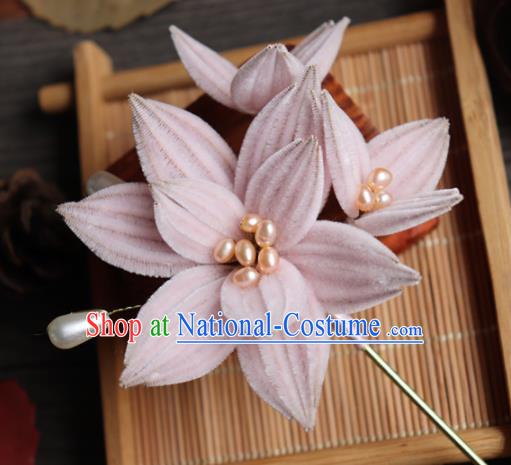 Handmade Chinese Classical Pink Velvet Flowers Brooch Ancient Palace Breastpin for Women