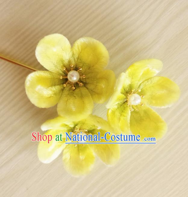 Chinese Handmade Yellow Velvet Flowers Hairpins Ancient Palace Queen Hair Accessories Headwear for Women