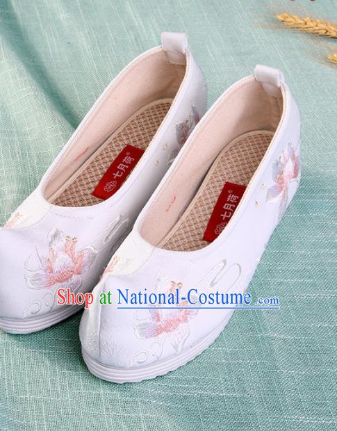 Chinese Traditional Hanfu Cloth Shoes Embroidered White Shoes Handmade Ancient Princess Shoes for Women