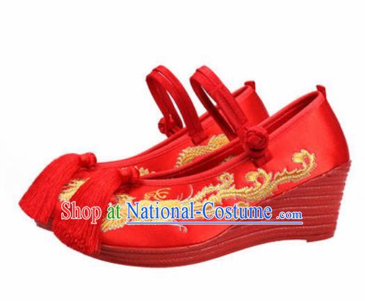 Chinese Traditional Shoes Opera Wedding Satin Shoes Hanfu Princess Shoes Embroidered Phoenix Red Shoes for Women