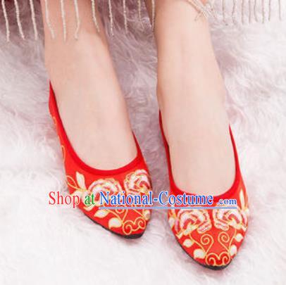 Chinese Traditional Opera Shoes Wedding Red Shoes Hanfu Princess Shoes Embroidered Peony Shoes for Women