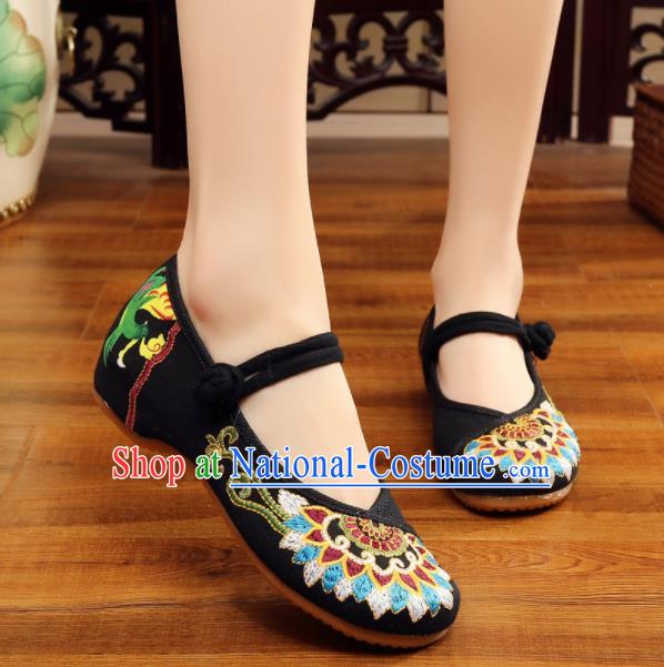 Asian Chinese Classical Dance Black Embroidered Shoes Traditional Hanfu Shoes National Cloth Shoes for Women