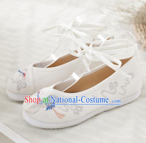 Asian Chinese Classical Dance Embroidered Crane White Shoes Traditional Hanfu Shoes National Cloth Shoes for Women