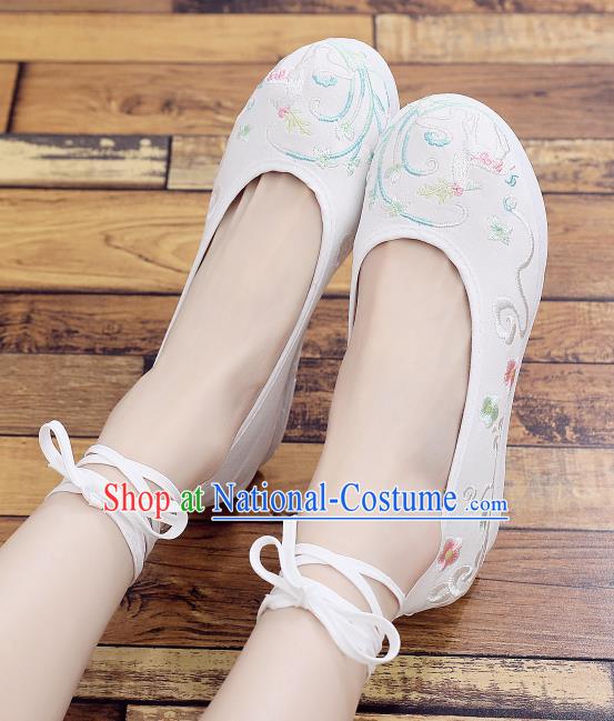 Asian Chinese Classical Dance Embroidered Deer White Shoes Traditional Hanfu Shoes National Cloth Shoes for Women