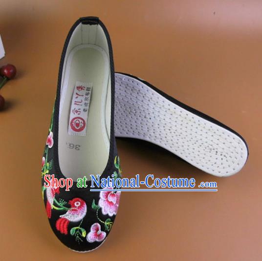 Asian Chinese National Embroidered Peach Blossom Black Shoes Ancient Princess Satin Shoes Traditional Hanfu Shoes for Women