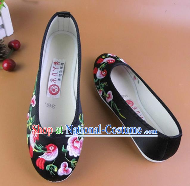 Asian Chinese National Embroidered Peach Blossom Black Shoes Ancient Princess Satin Shoes Traditional Hanfu Shoes for Women