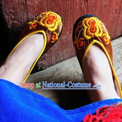 Traditional Chinese Brown Embroidered Shoes Handmade Hanfu Shoes Ancient Princess Shoes for Women