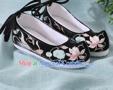 Chinese Handmade Embroidered Lotus Fish Black Bow Shoes Traditional Ming Dynasty Hanfu Shoes Princess Shoes for Women