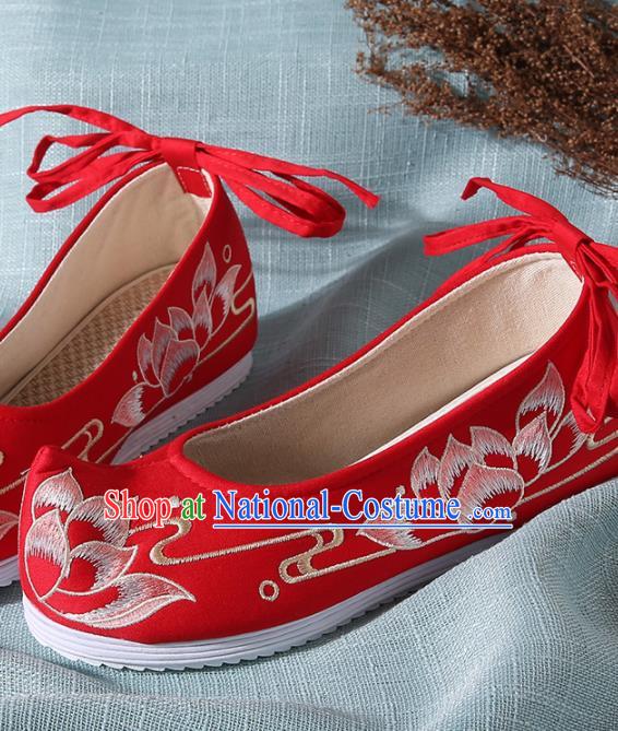 Chinese Handmade Embroidered Lotus Red Cloth Bow Shoes Traditional Ming Dynasty Hanfu Shoes Princess Shoes for Women