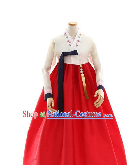 Korean Bride Mother Beige Blouse and Red Dress Korea Fashion Costumes Traditional Hanbok Festival Apparels for Women