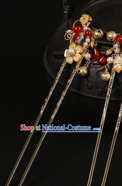 Chinese Classical Golden Bell Hair Clip Hair Accessories Handmade Ancient Court Lady Hanfu Plum Blossom Hairpins for Women